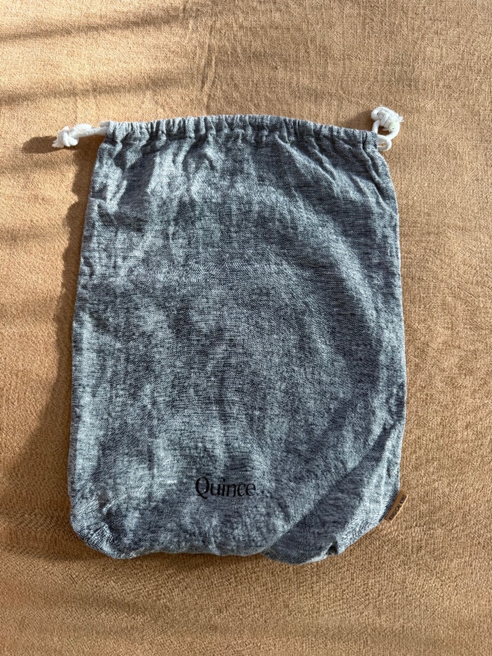 Quince European Linen Dust Bag – Charcoal Chambray – King/Cal King – Like New